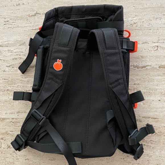 Little Chonk Maxine One Dog Backpack - Picture 2 of 4